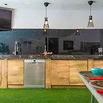 Oasis • Pisc. Privada • Wifi • Familia • A/c *