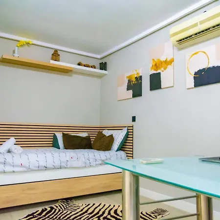 Oasis • Pisc. Privada • Wifi • Familia • A/c Willa