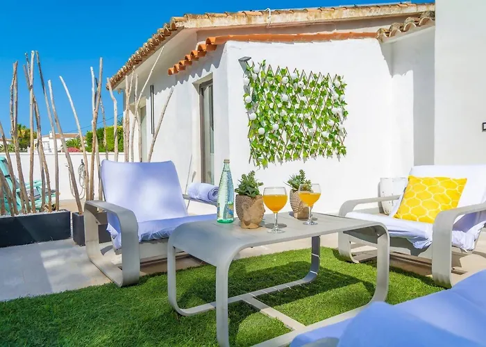 Villa Oasis • Pisc. Privada • Wifi • Familia • A/c *