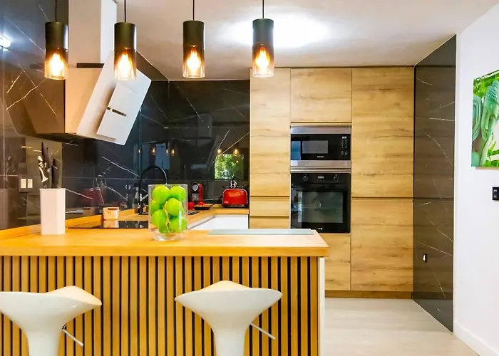 Oasis • Pisc. Privada • Wifi • Familia • A/c Villa