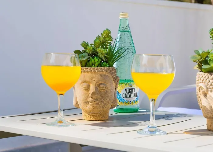 Oasis • Pisc. Privada • Wifi • Familia • A/c