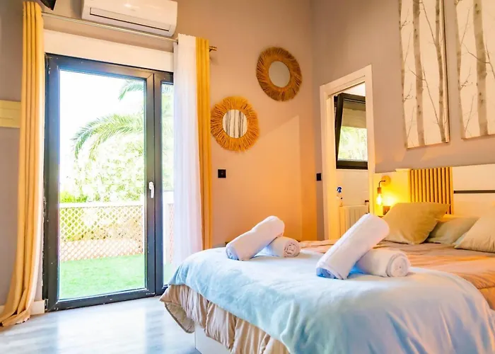 Oasis • Pisc. Privada • Wifi • Familia • A/c * Denia