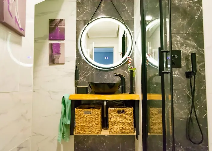 Oasis • Pisc. Privada • Wifi • Familia • A/c Denia